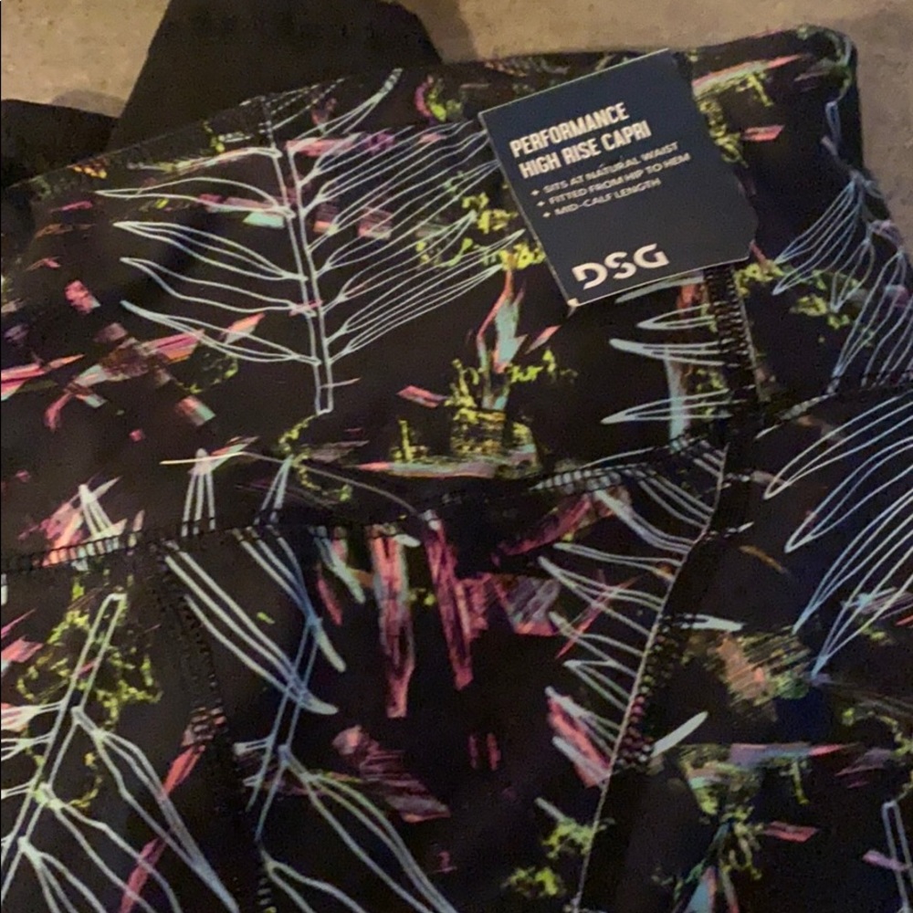 Work out stretch high rise Capri w/ tank